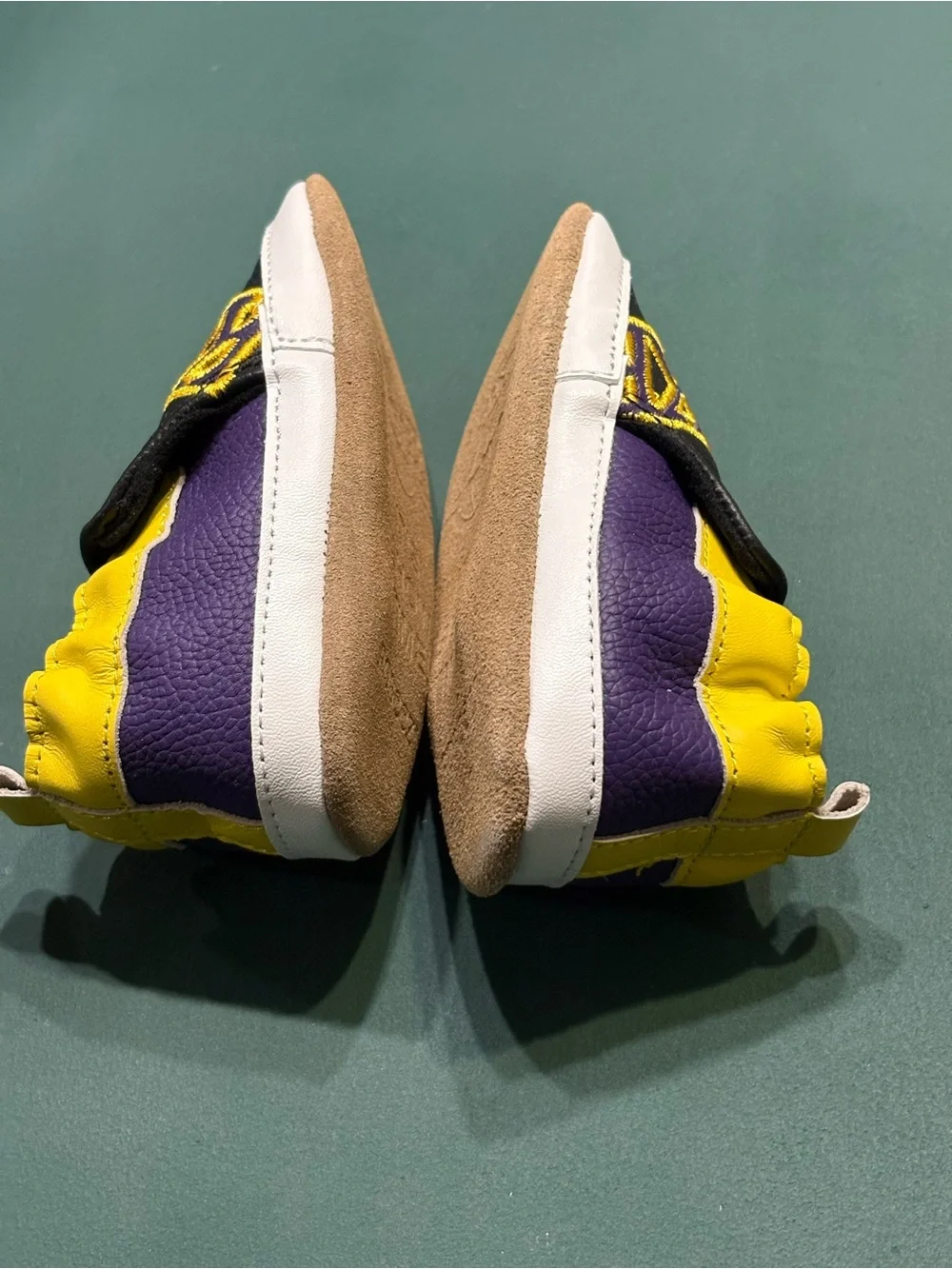 NIB Robeez LA Lakers Leather Baby Shoes (12-18 Mos) Like New